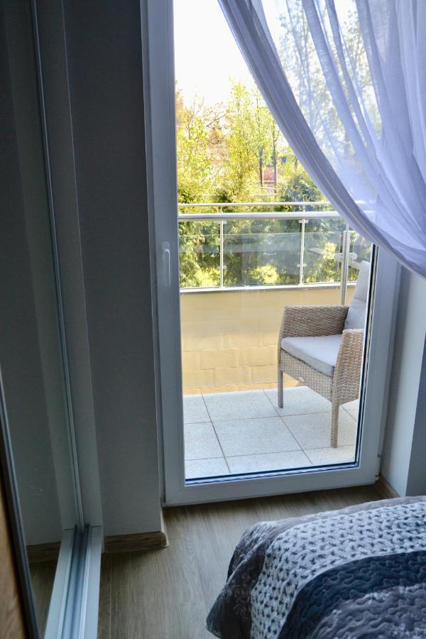 Apartament Bursztyn Klifowa Ревал Екстериор снимка